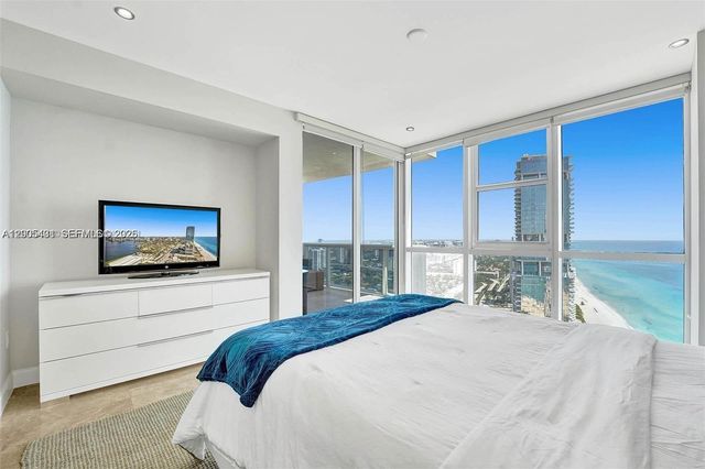 18201 Collins Ave 5202, Sunny Isles Beach, FL 33160