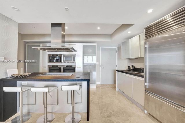 18201 Collins Ave 5202, Sunny Isles Beach, FL 33160
