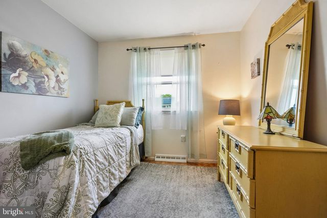 339 BOOTH DR, Bellmawr, NJ 08031