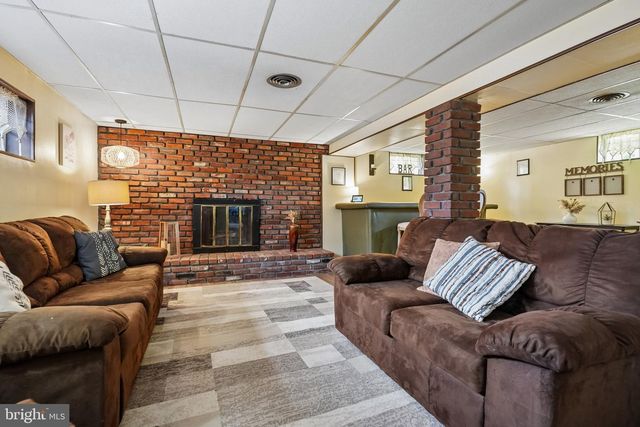 339 BOOTH DR, Bellmawr, NJ 08031