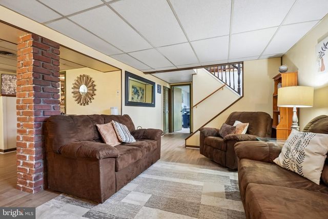 339 BOOTH DR, Bellmawr, NJ 08031