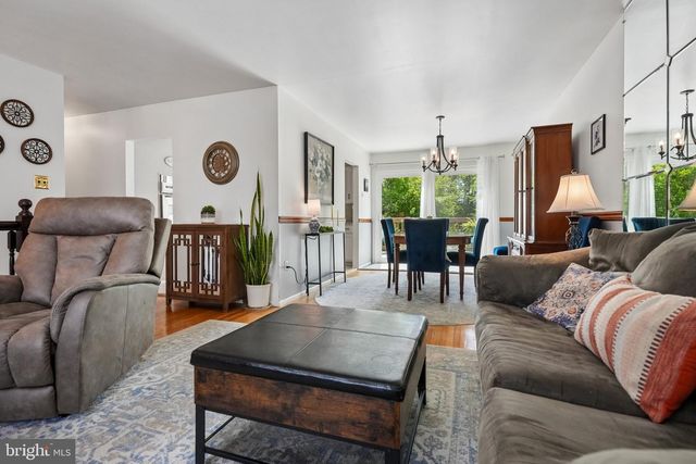 339 BOOTH DR, Bellmawr, NJ 08031