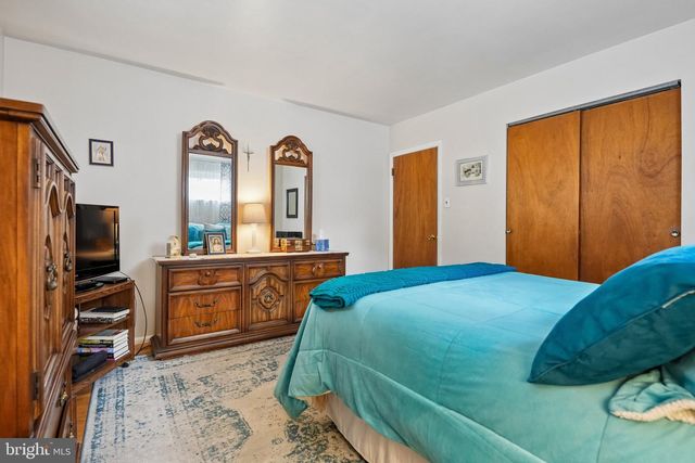 339 BOOTH DR, Bellmawr, NJ 08031