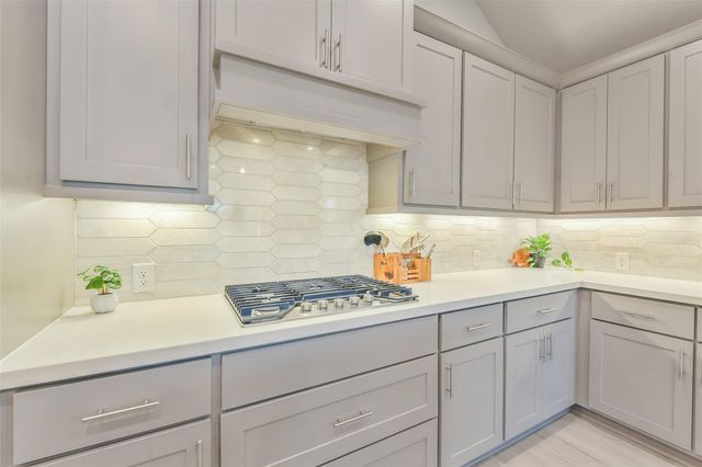 19227 Seabiscuit Stable Trail, Tomball, TX 77377