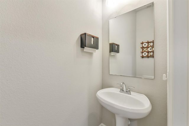 19227 Seabiscuit Stable Trail, Tomball, TX 77377