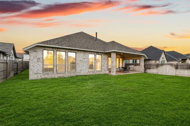 19227 Seabiscuit Stable Trail, Tomball, TX 77377