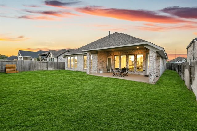 19227 Seabiscuit Stable Trail, Tomball, TX 77377