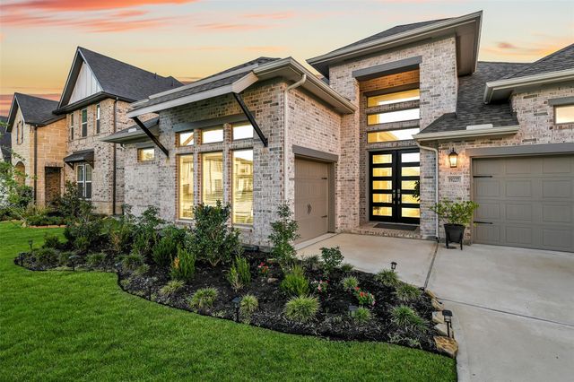 19227 Seabiscuit Stable Trail, Tomball, TX 77377