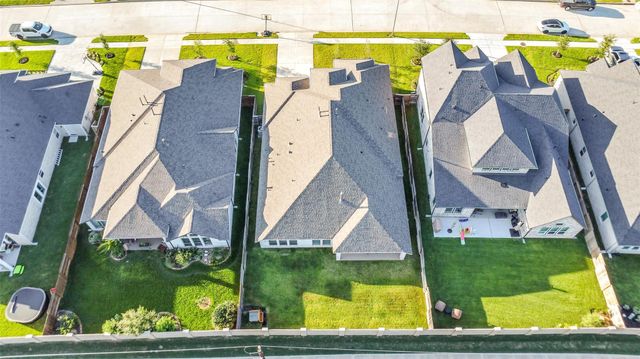 19227 Seabiscuit Stable Trail, Tomball, TX 77377