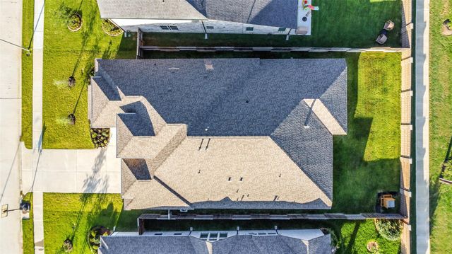 19227 Seabiscuit Stable Trail, Tomball, TX 77377