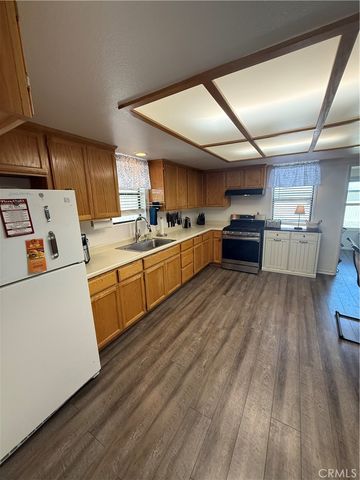 1002 California, Calimesa, CA 92320