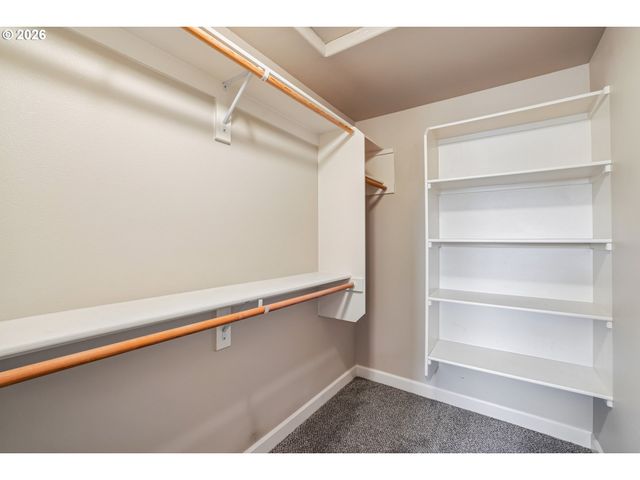9719 Ne 75TH Way, Vancouver, WA 98662