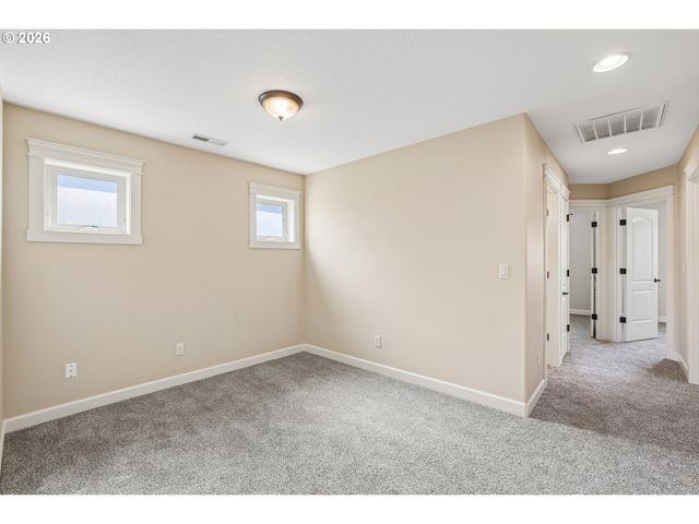 9719 Ne 75TH Way, Vancouver, WA 98662