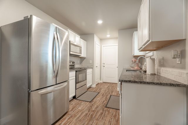 2906 Bryan Avenue, Wolfforth, TX 79382