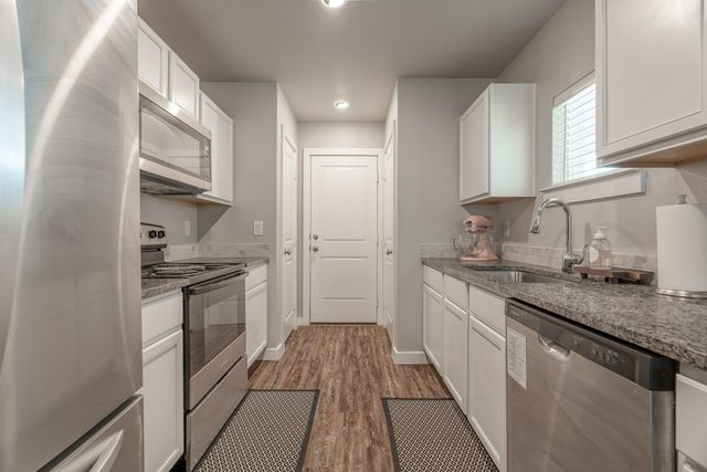 2906 Bryan Avenue, Wolfforth, TX 79382