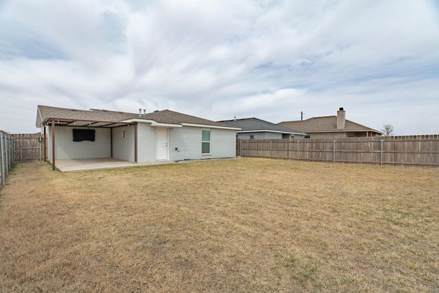 2906 Bryan Avenue, Wolfforth, TX 79382