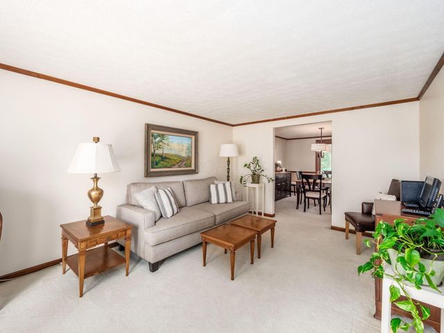 4349 Beehive Lane, Columbus, OH 43230