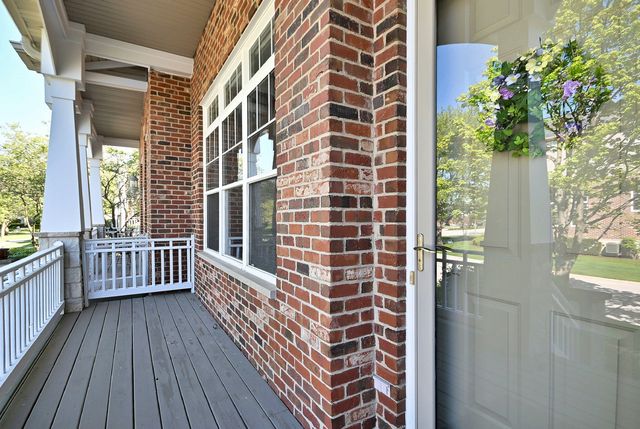 6069 River Bend Drive, Lisle, IL 60532