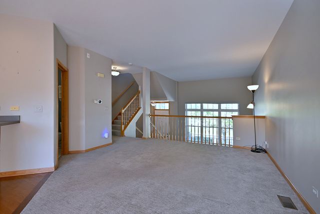 6069 River Bend Drive, Lisle, IL 60532