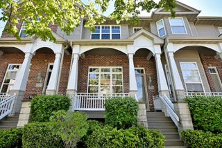 6069 River Bend Drive, Lisle, IL 60532