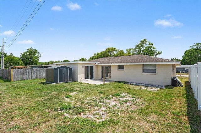 7037 MAGNOLIA VALLEY DRIVE, New Port Richey, FL 34653