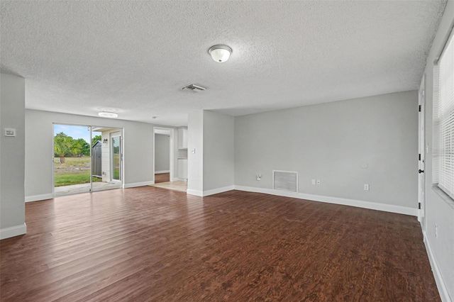 7037 MAGNOLIA VALLEY DRIVE, New Port Richey, FL 34653