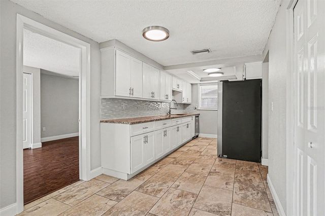 7037 MAGNOLIA VALLEY DRIVE, New Port Richey, FL 34653