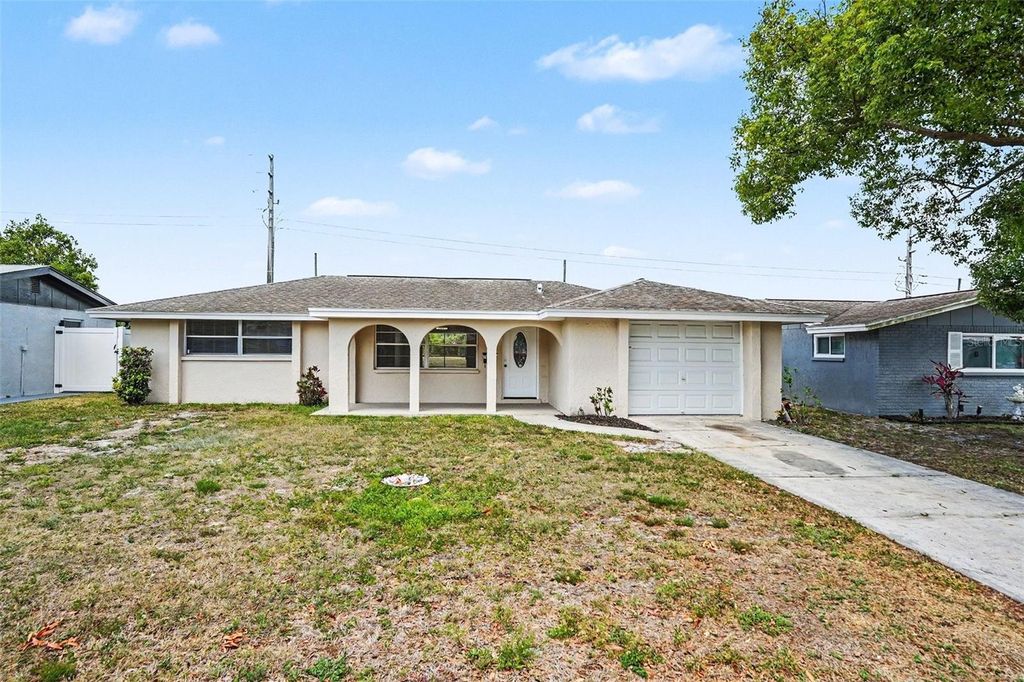 7037 MAGNOLIA VALLEY DRIVE, New Port Richey, FL 34653