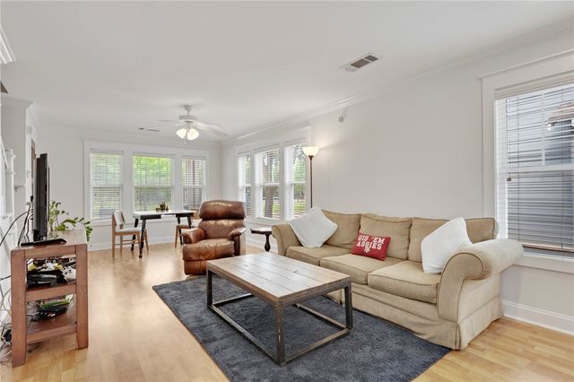 1725 Harvey Mitchell S 4311, College Station, TX 77840