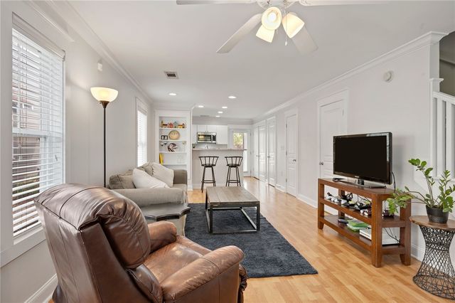 1725 Harvey Mitchell S 4311, College Station, TX 77840