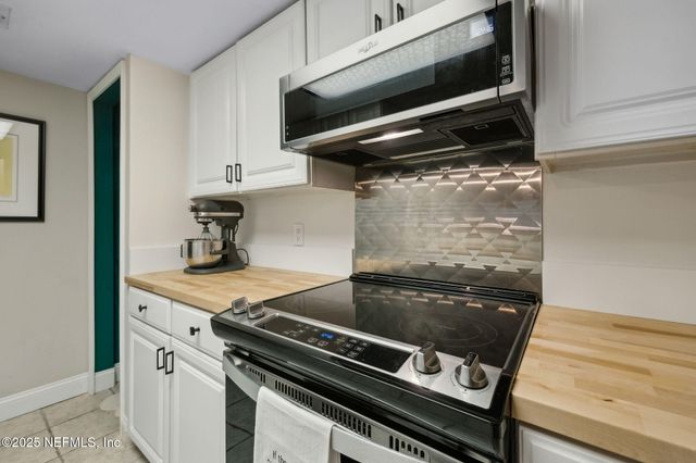 2909 ST JOHNS Avenue 12A, Jacksonville, FL 32205