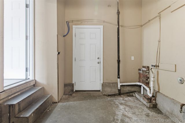 1458 N Evanston Place, Tulsa, OK 74110