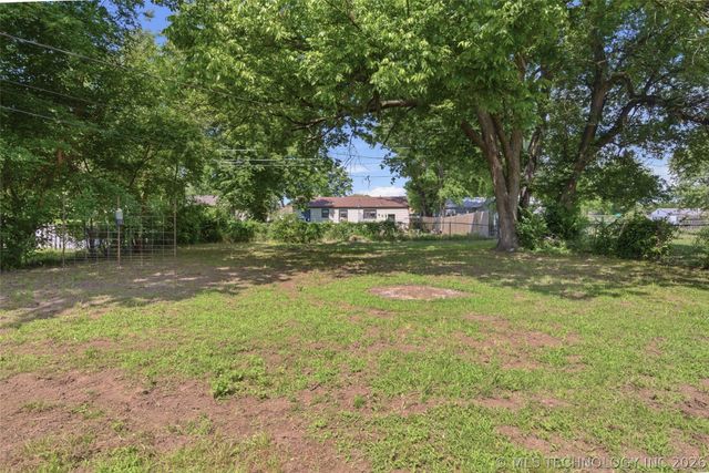 1458 N Evanston Place, Tulsa, OK 74110