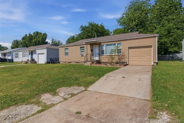 1458 N Evanston Place, Tulsa, OK 74110