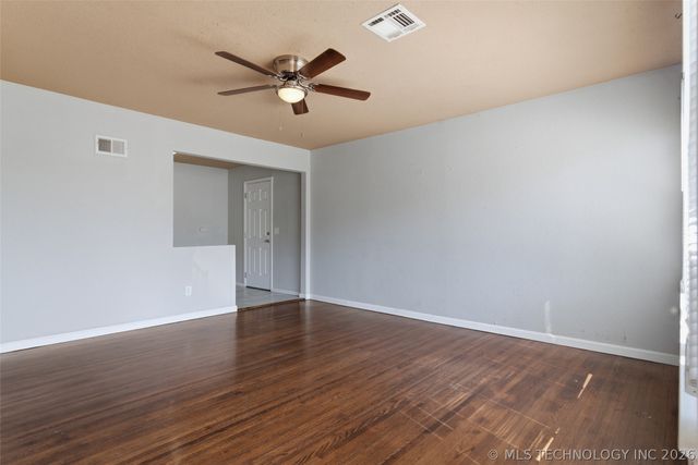 1458 N Evanston Place, Tulsa, OK 74110