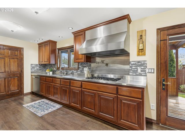 12517 Se 7TH St, Vancouver, WA 98683