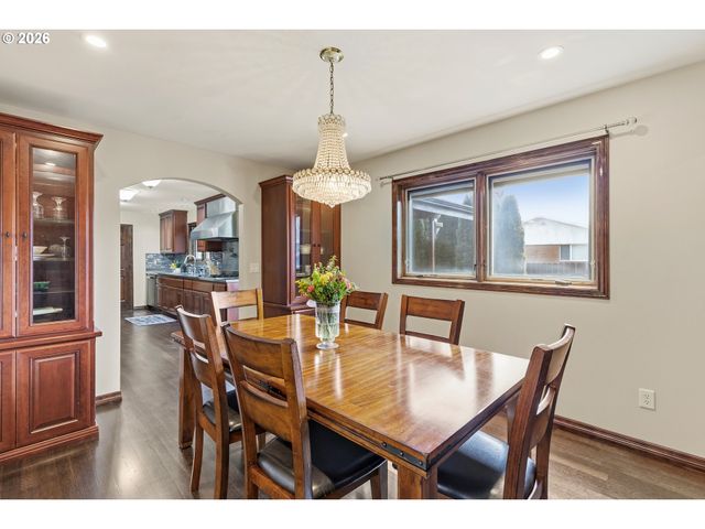 12517 Se 7TH St, Vancouver, WA 98683