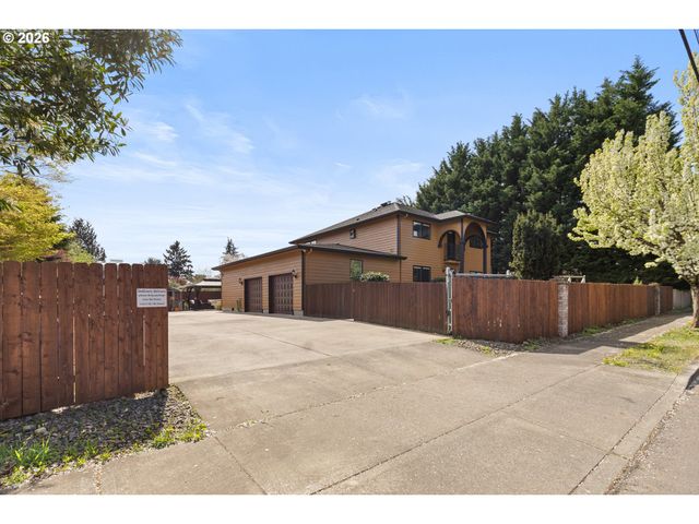 12517 Se 7TH St, Vancouver, WA 98683