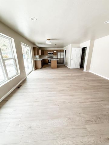 426 VILLAGE LANE, Ripon, WI 54971