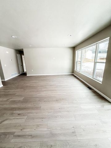 426 VILLAGE LANE, Ripon, WI 54971