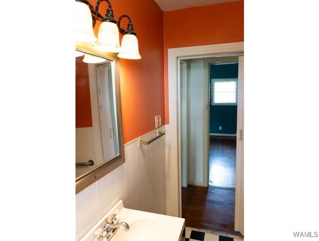 303 4th NE, Fayette, AL 35555