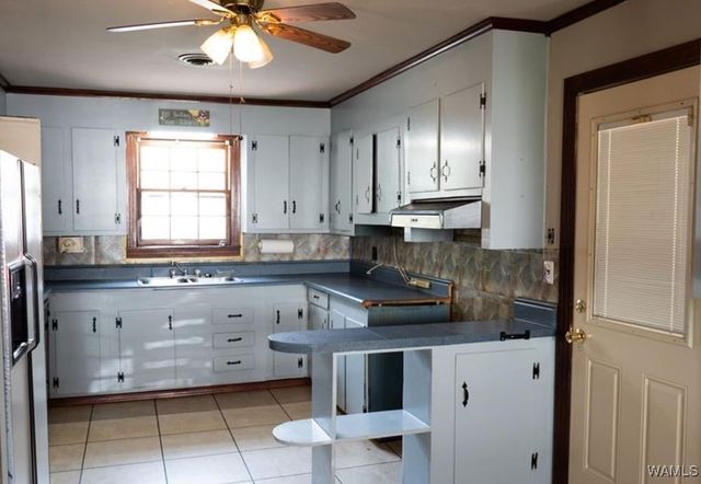 303 4th NE, Fayette, AL 35555