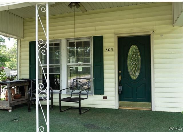 303 4th NE, Fayette, AL 35555