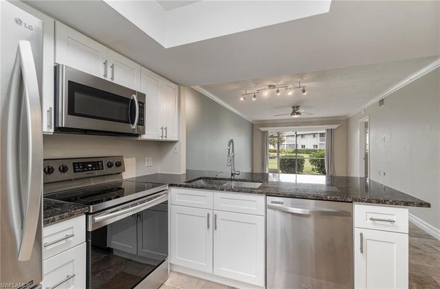 8200 Summerlin Village CIR # 102, Fort Myers, FL 33919