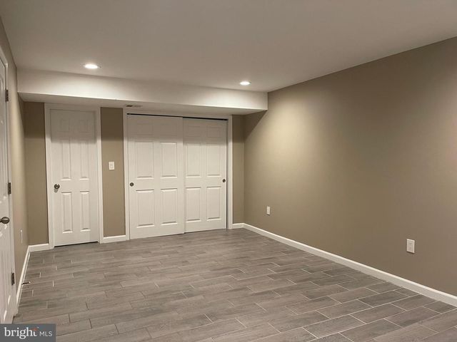 8705 HAREFIELD LN, Gainesville, VA 20155