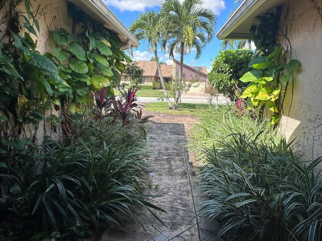 8080 NW 51st Street, Lauderhill, FL 33351