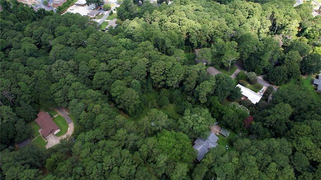1332 Turner Road SW, Lilburn, GA 30047