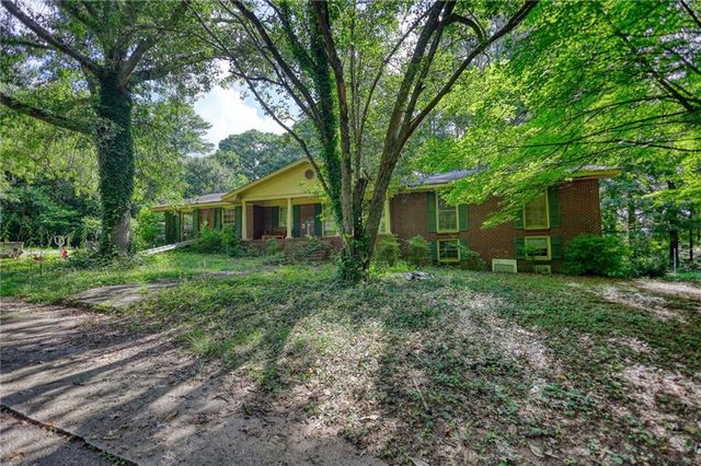 1332 Turner Road SW, Lilburn, GA 30047