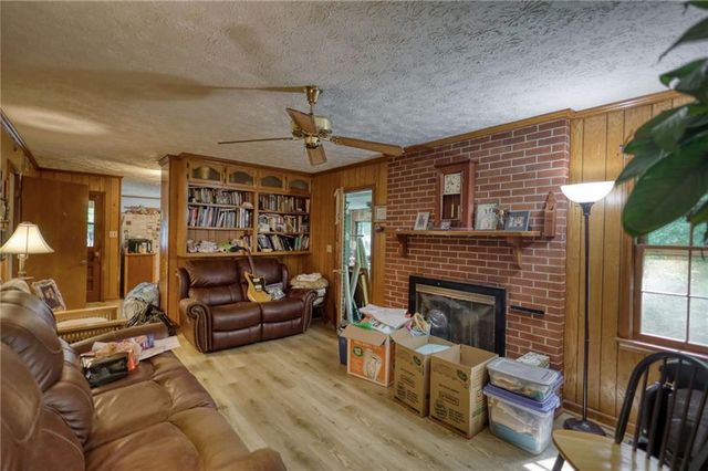 1332 Turner Road SW, Lilburn, GA 30047