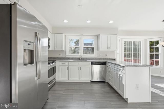 12903 PINECREST RD, Herndon, VA 20171